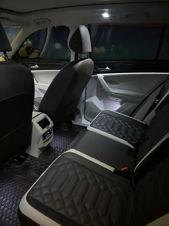 2023 Volkswagen Tayron 2.0T 186HP L4 7DCT,autocango,china used car exporter,china ev exporter,chinese used car exporter,chinese used ev exporter