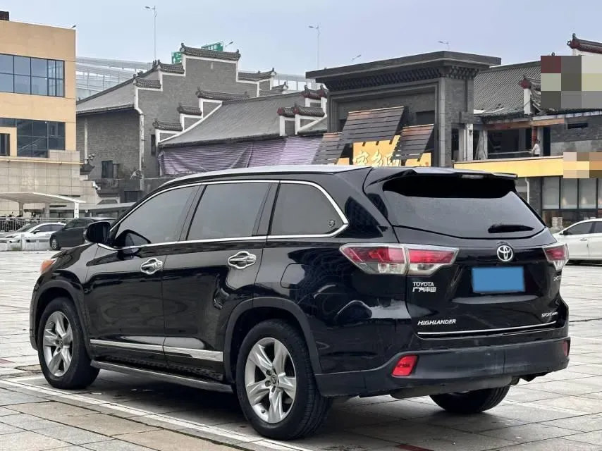 2017 Toyota Highlander 2.0T 220HP L4 6AT,autocango,china used car exporter,china ev exporter,chinese used car exporter,chinese used ev exporter