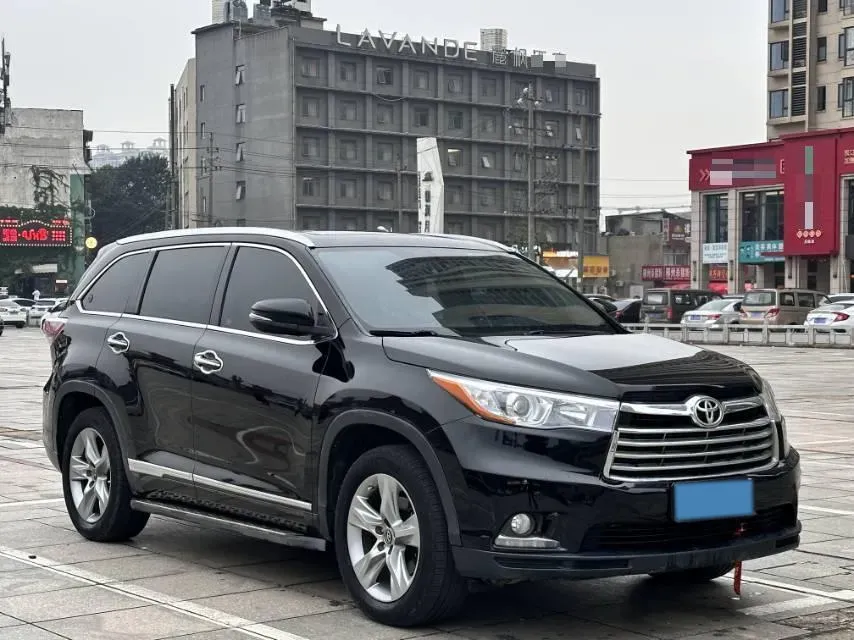 2017 Toyota Highlander 2.0T 220HP L4 6AT,autocango,china used car exporter,china ev exporter,chinese used car exporter,chinese used ev exporter