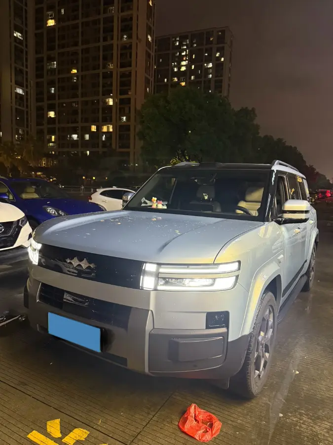 2025 FangChengBao Tai 7 1.5T 156HP L4 E-CVT PHEV