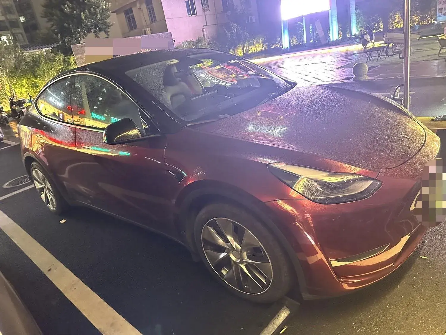 2021 TESLA MODEL thumbnail 2