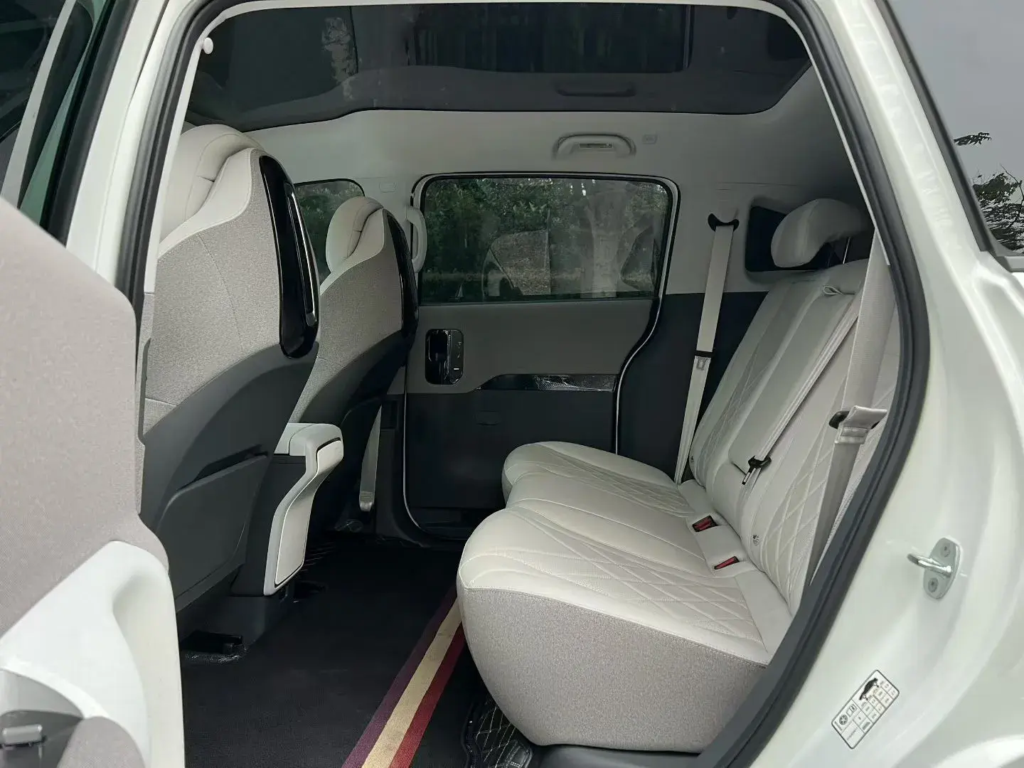 2024 ARCFOX KAOLA thumbnail 4