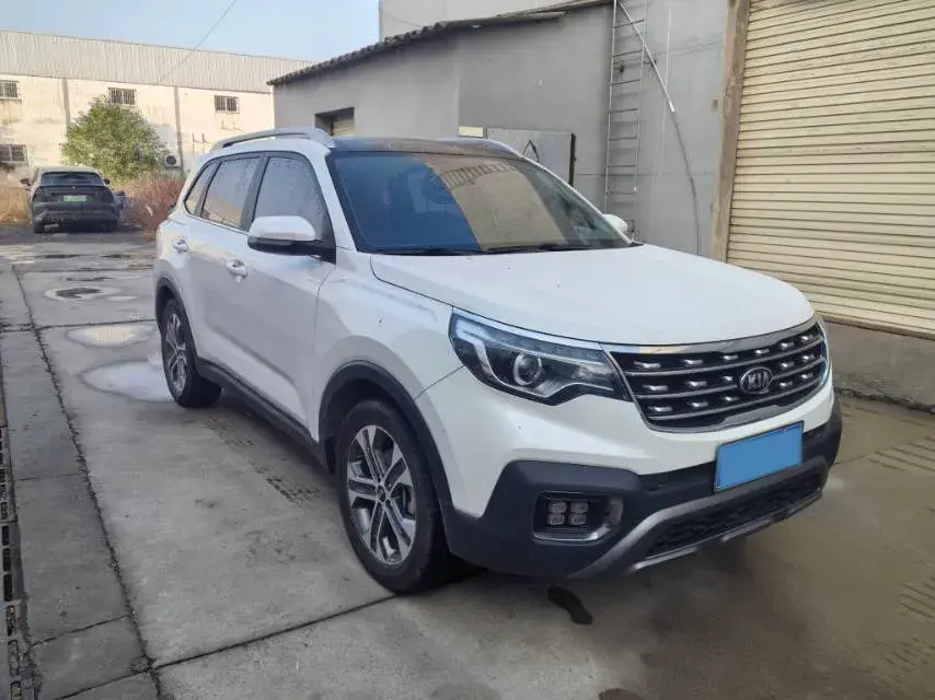 2018 KIA SPORTAGE thumbnail 3