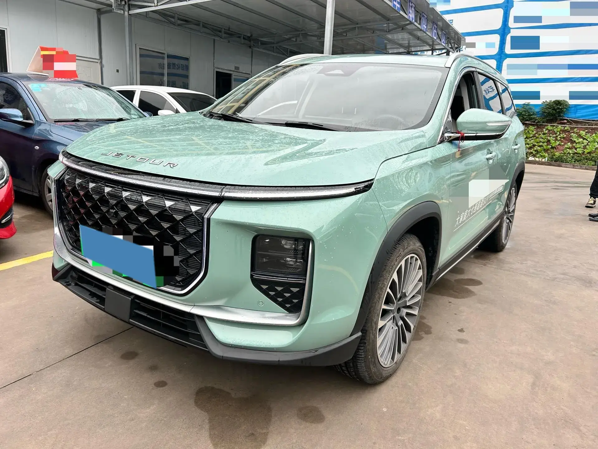 2023 JETOUR X70 view 1