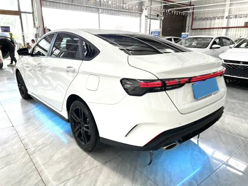 2022 GEELY BINRAY thumbnail 4