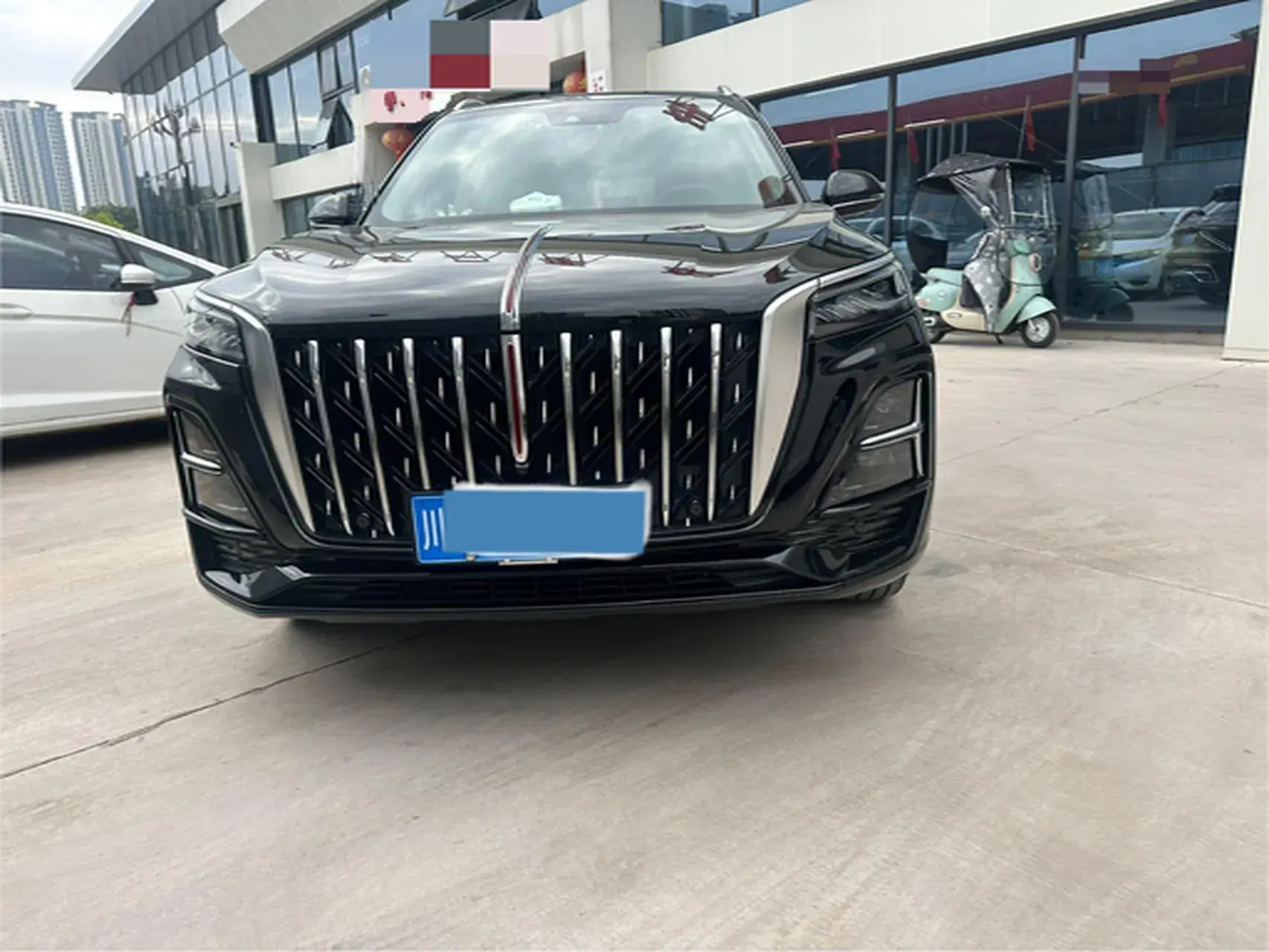 2023 HONGQI HS5 thumbnail 2