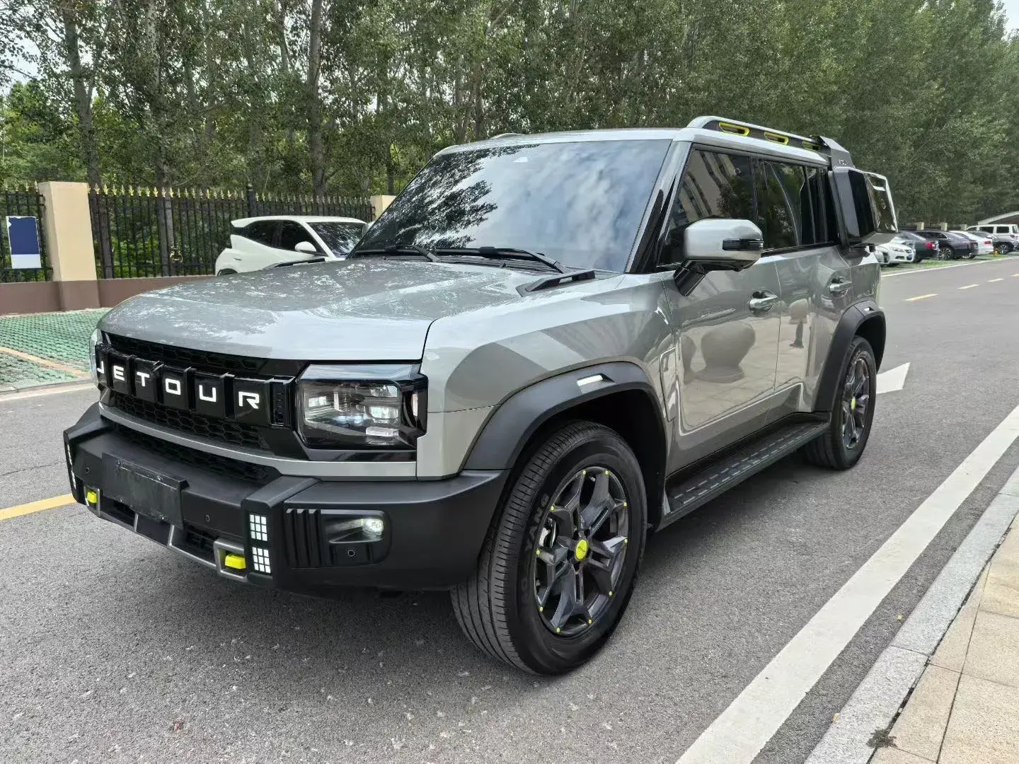 2023 JETOUR TRAVELLER view 1