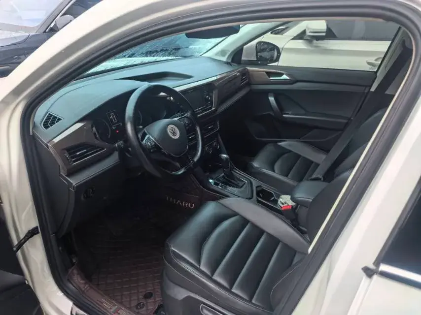 2020 VOLKSWAGEN THARU thumbnail 3