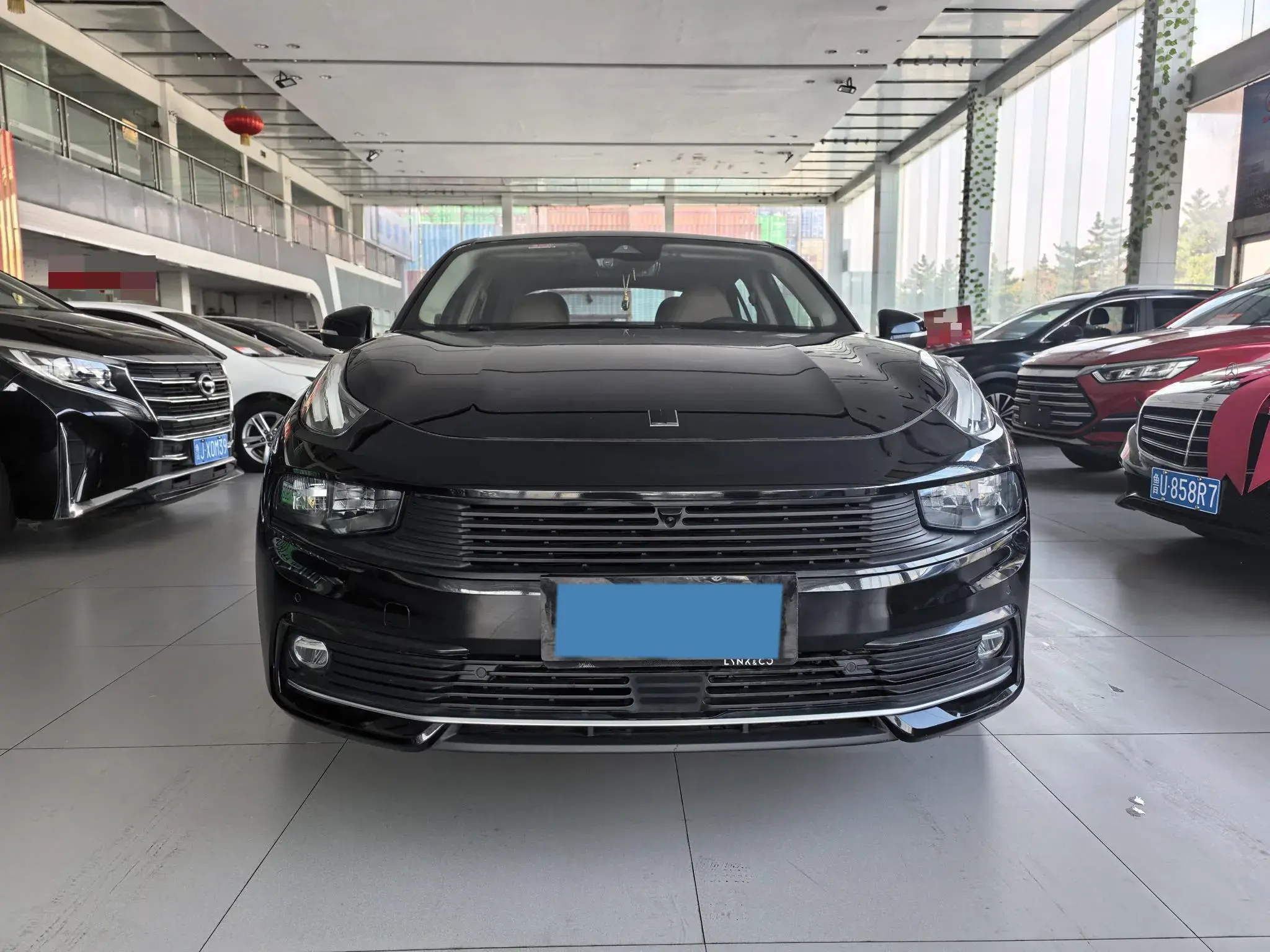 2019 LYNK&CO 03 thumbnail 2