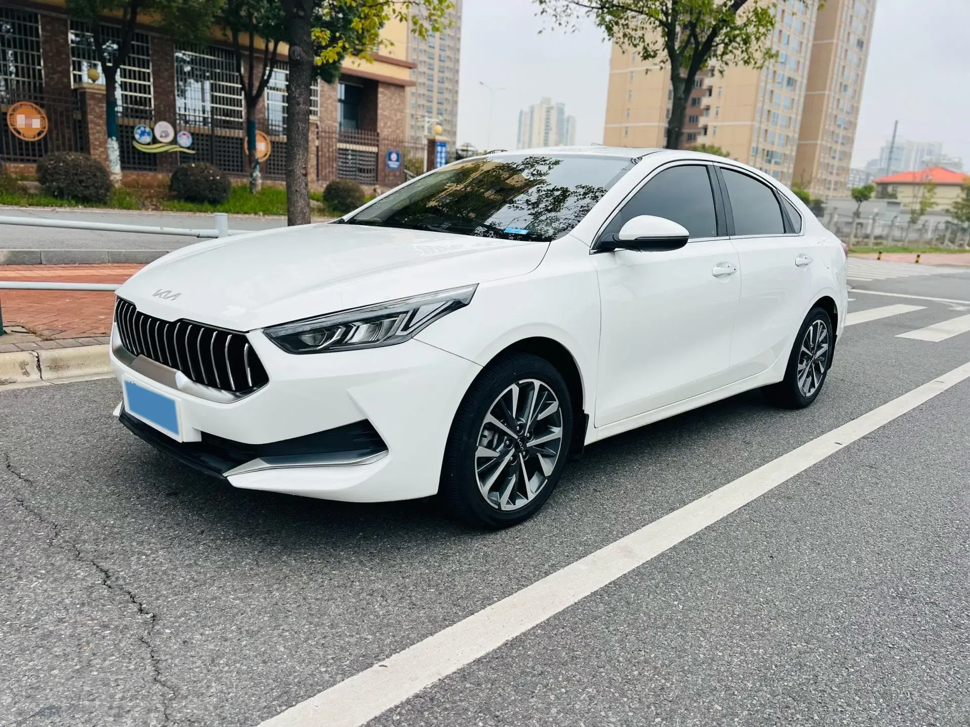 2021 KIA K3 view 1
