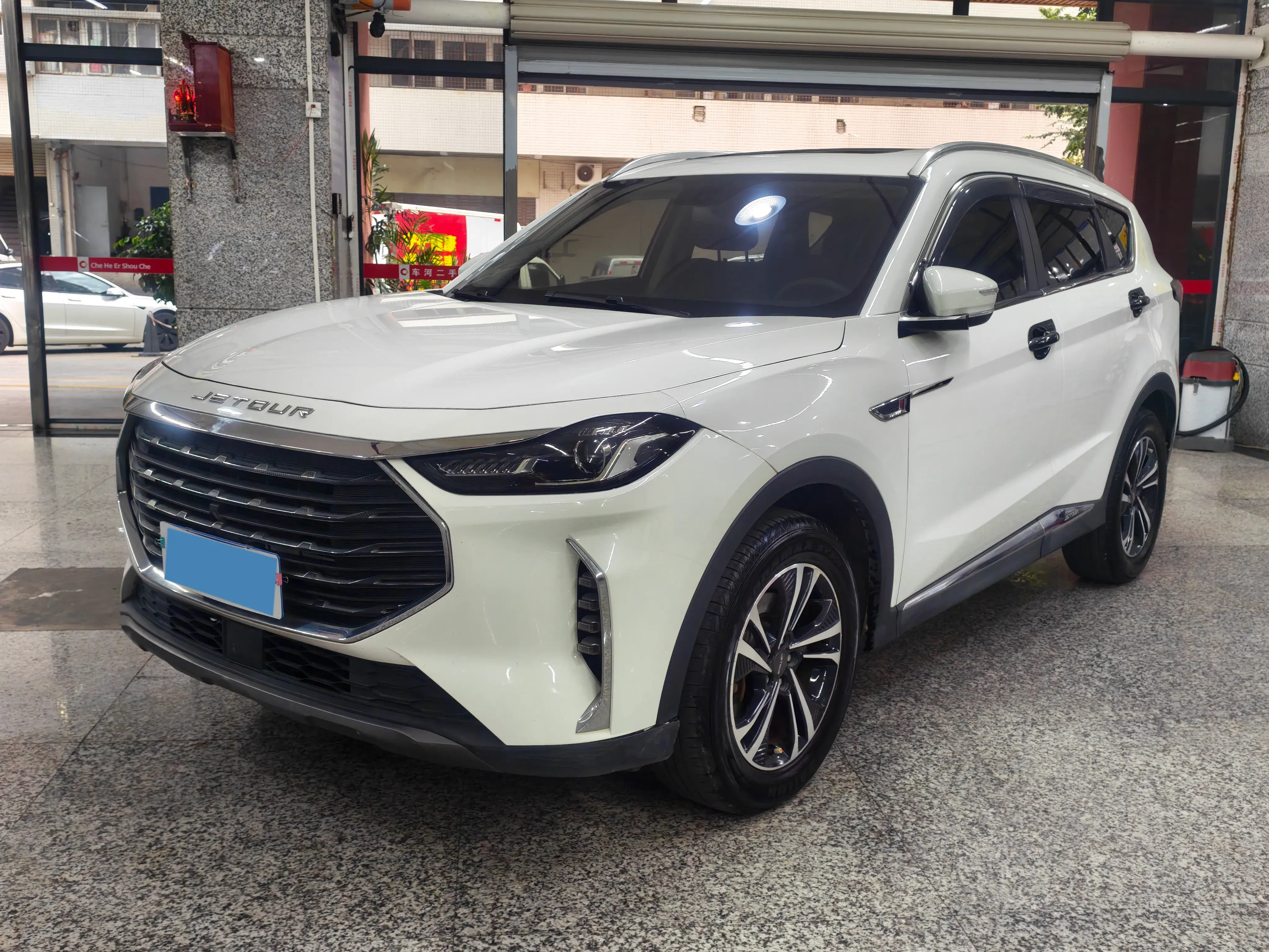 2021 JETOUR X70 view 1