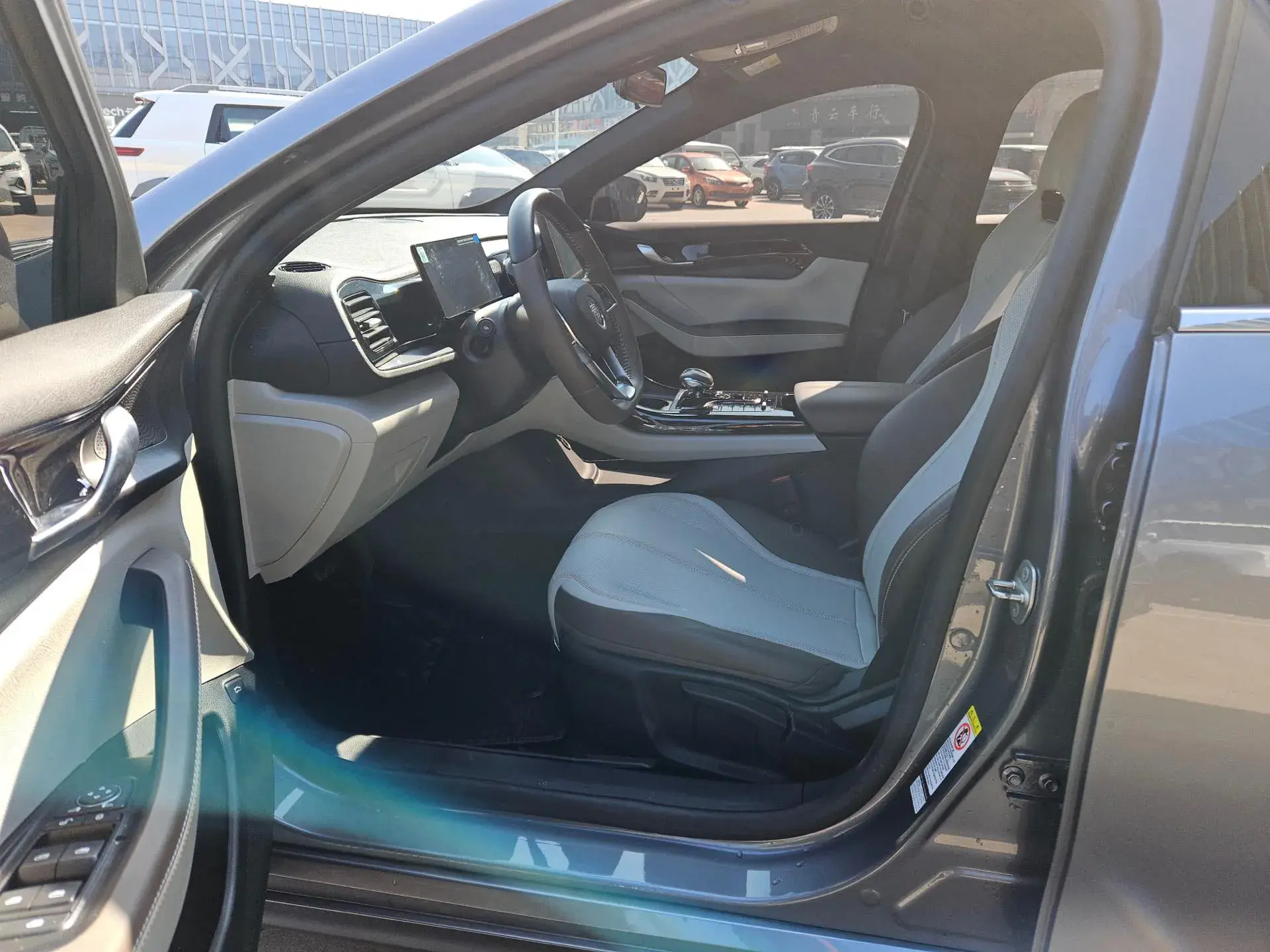 2024 BYD QIN thumbnail 4