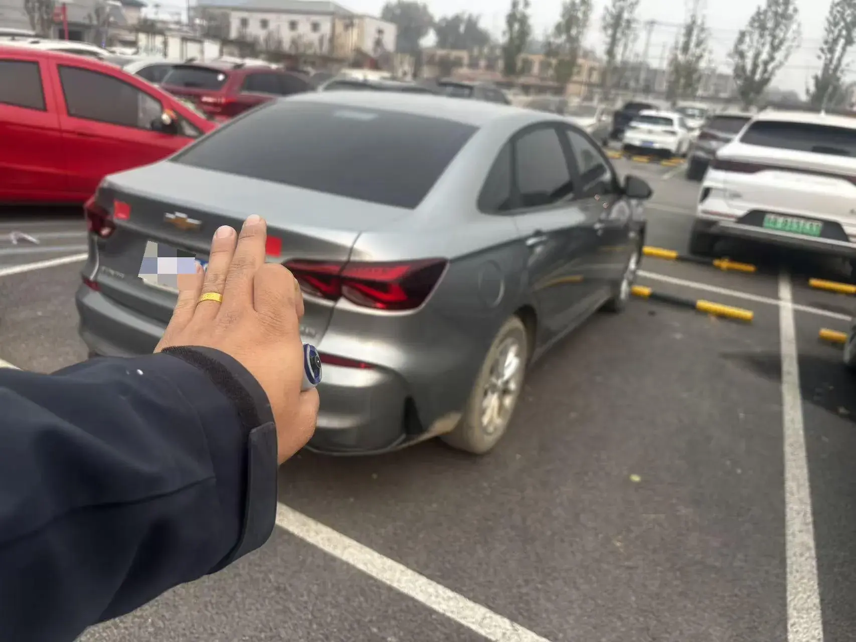 2023 CHEVROLET MONZA thumbnail 2