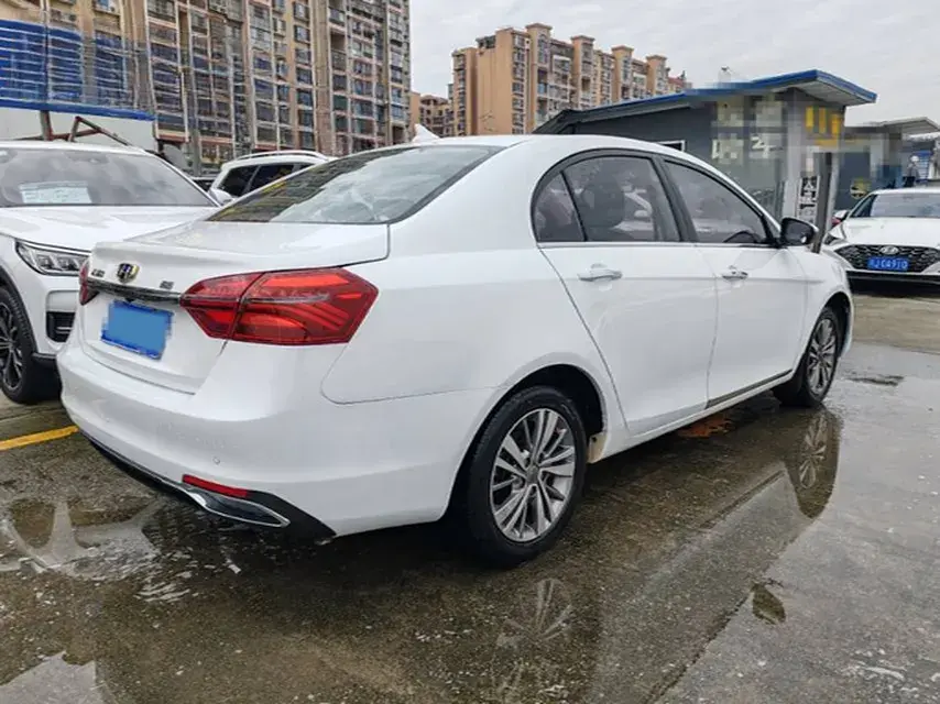 2018 GEELY EMGRAND thumbnail 4
