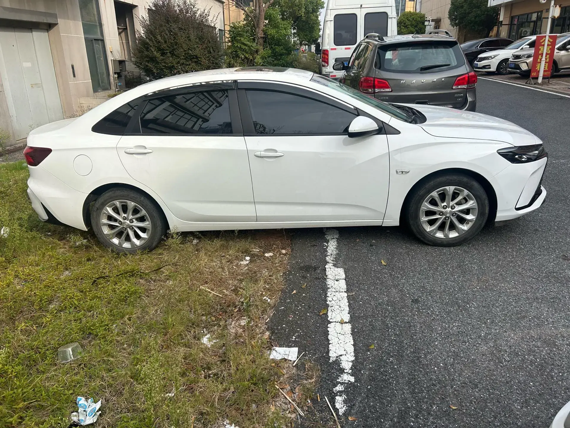 2023 CHEVROLET MONZA thumbnail 4