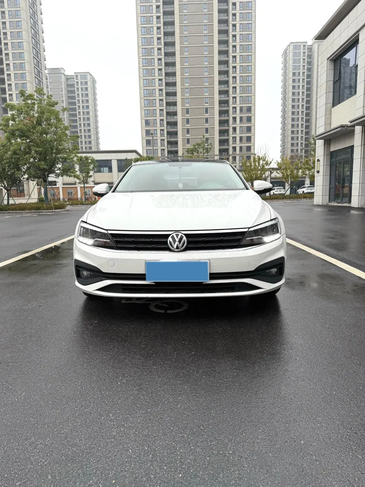 2019 VOLKSWAGEN LAMANDO thumbnail 2