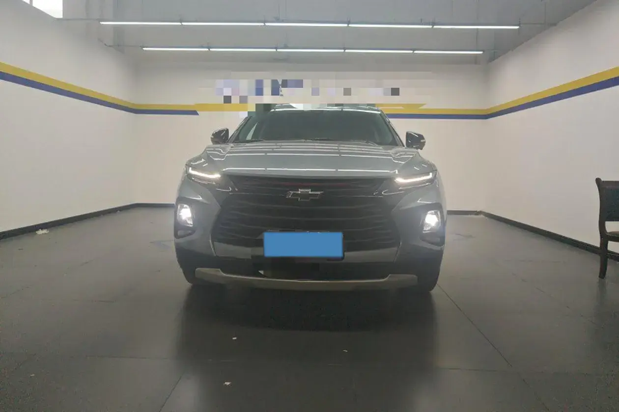 2021 CHEVROLET CAVALIER thumbnail 3