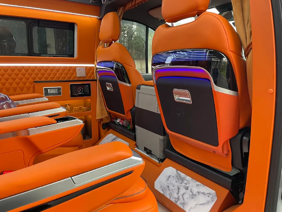 2024 Ford TransitT8 2.3T 174HP L4 8AT,autocango,china used car exporter,china ev exporter,chinese used car exporter,chinese used ev exporter