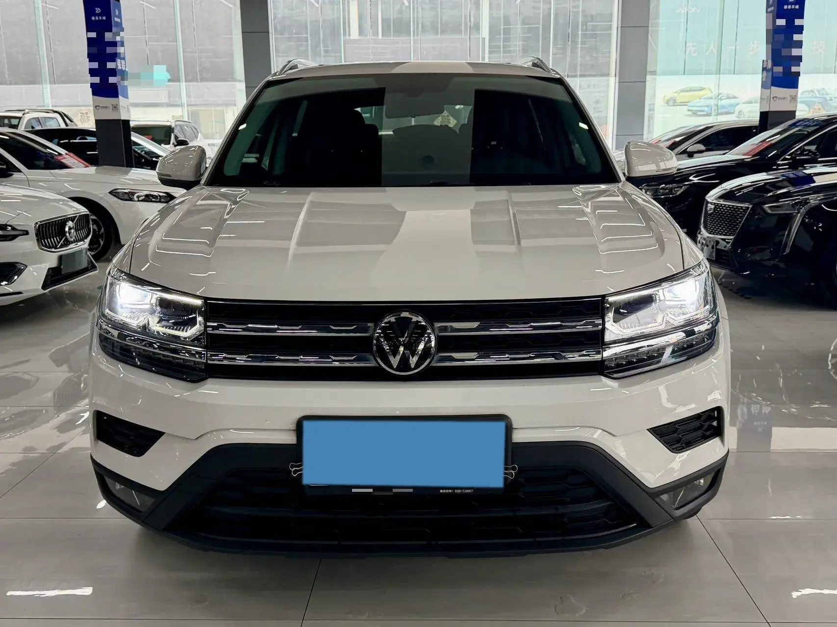 2022 VOLKSWAGEN THARU thumbnail 2