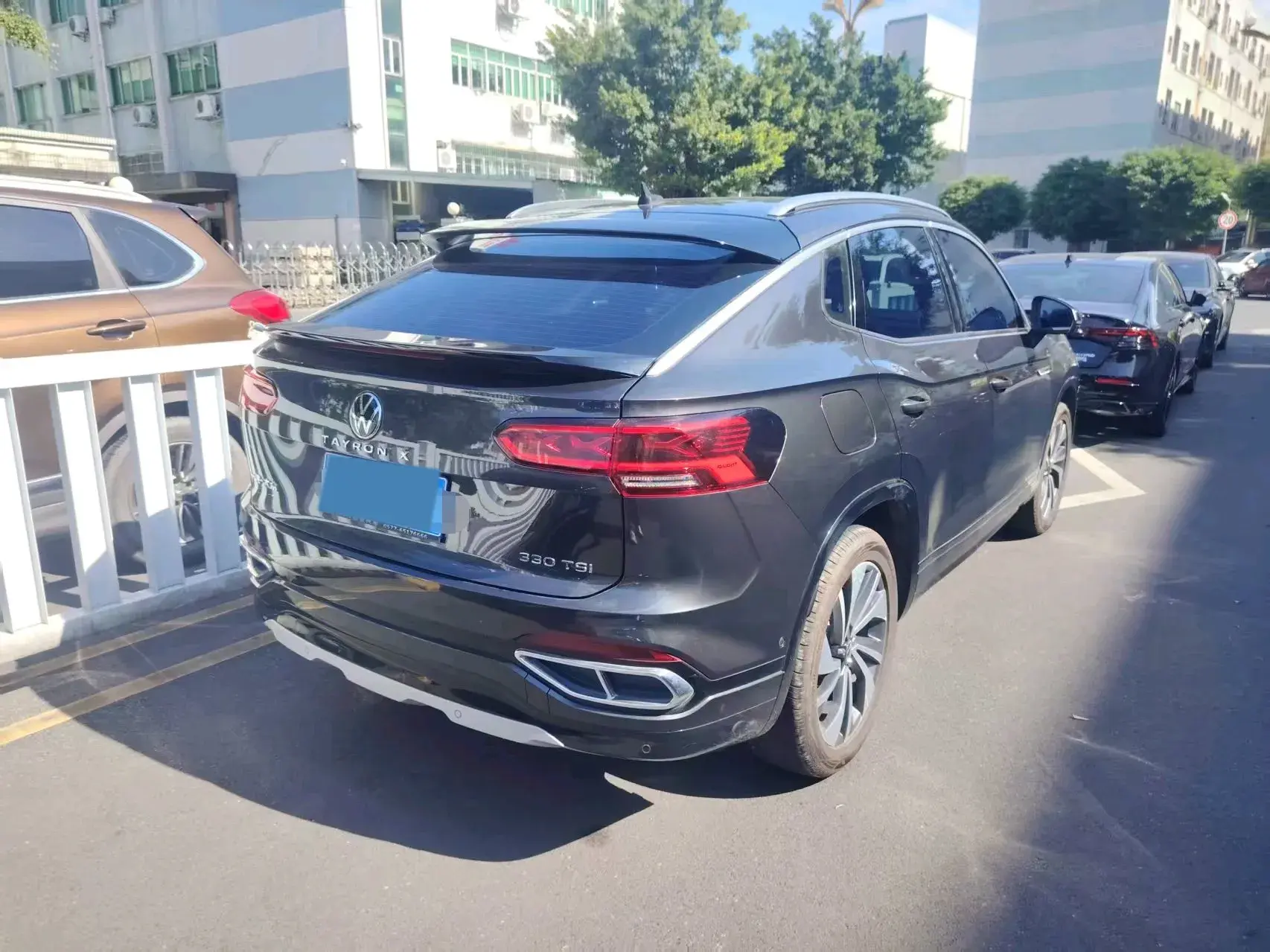 2020 VOLKSWAGEN TAYRON thumbnail 2