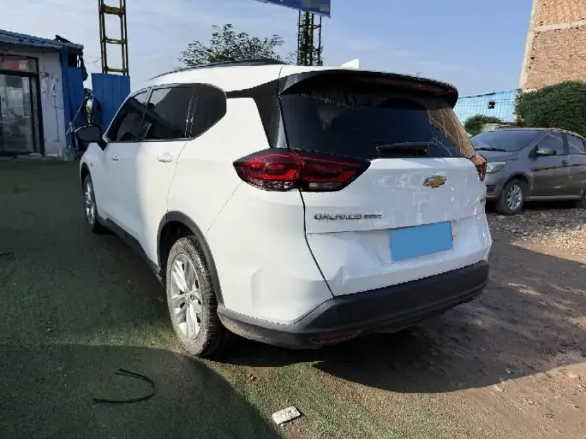 2018 CHEVROLET ORLANDO thumbnail 4