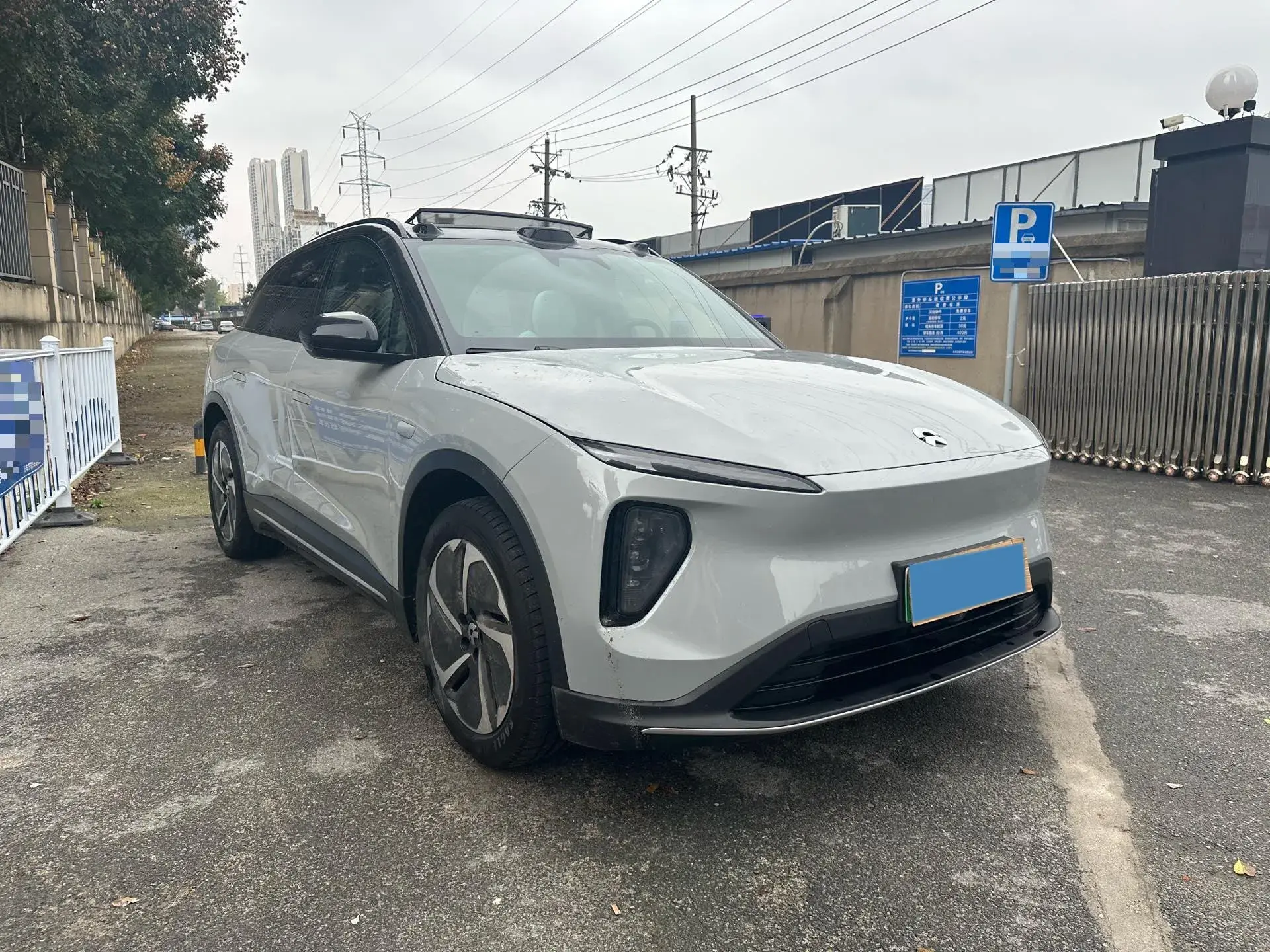 2024 NIO ES6 thumbnail 3