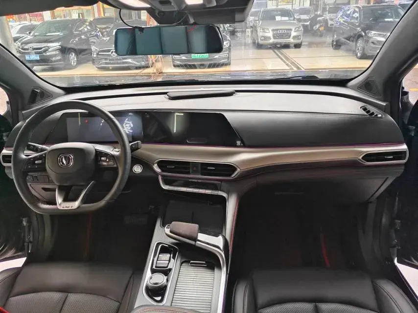 2022 CHANGAN UNI-T thumbnail 4