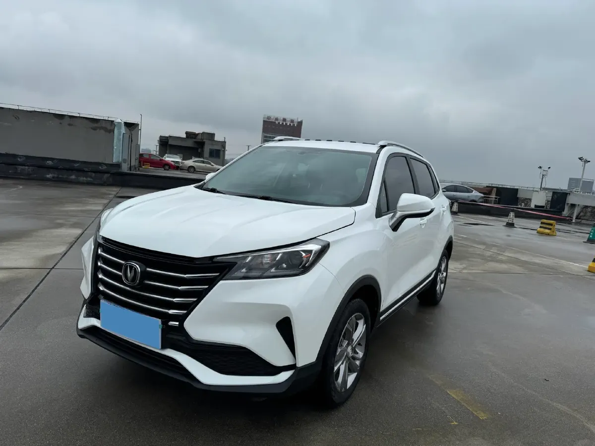 2019 ChangAn CS15 1.5L 107HP L4 5DCT,autocango,china used car exporter,china ev exporter,chinese used car exporter,chinese used ev exporter