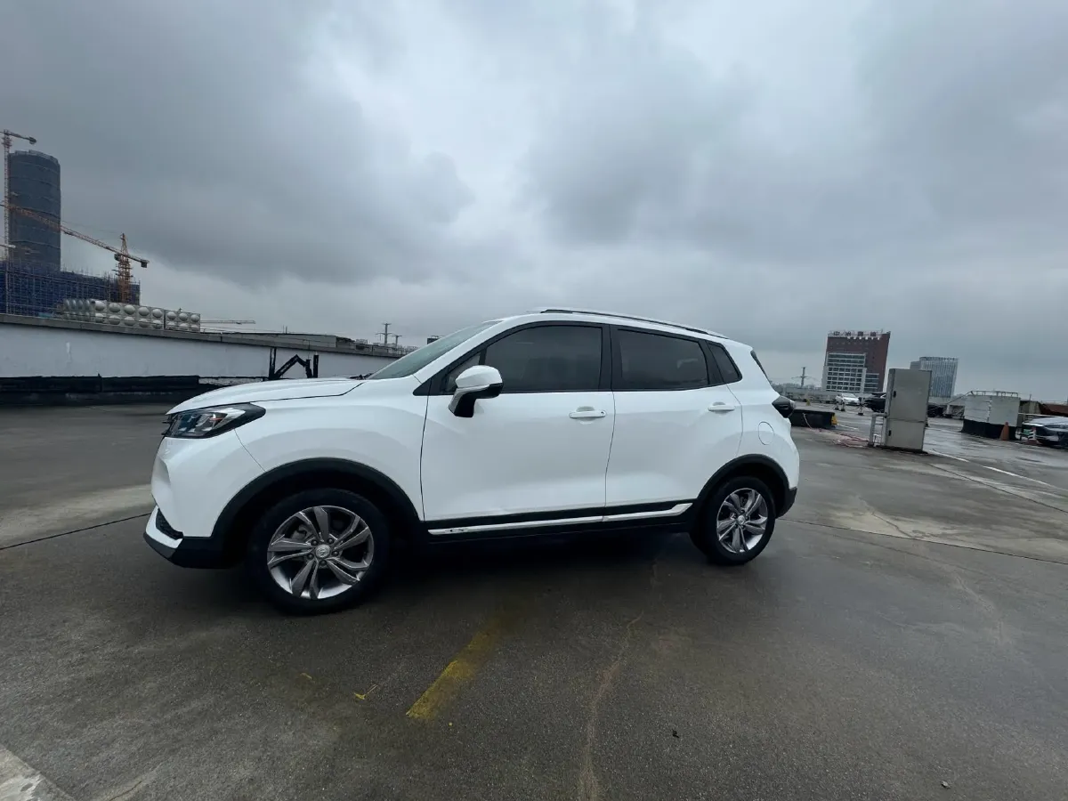 2019 ChangAn CS15 1.5L 107HP L4 5DCT,autocango,china used car exporter,china ev exporter,chinese used car exporter,chinese used ev exporter