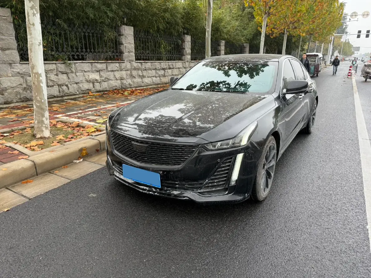 2020 Cadillac CT5 2.0T 241HP L4 10AT