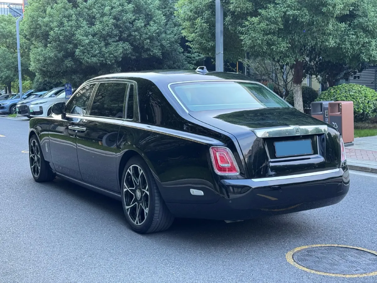 2018 Rolls-Royce Phantom 6.7T 571HP V12 8AT,autocango,china used car exporter,china ev exporter,chinese used car exporter,chinese used ev exporter