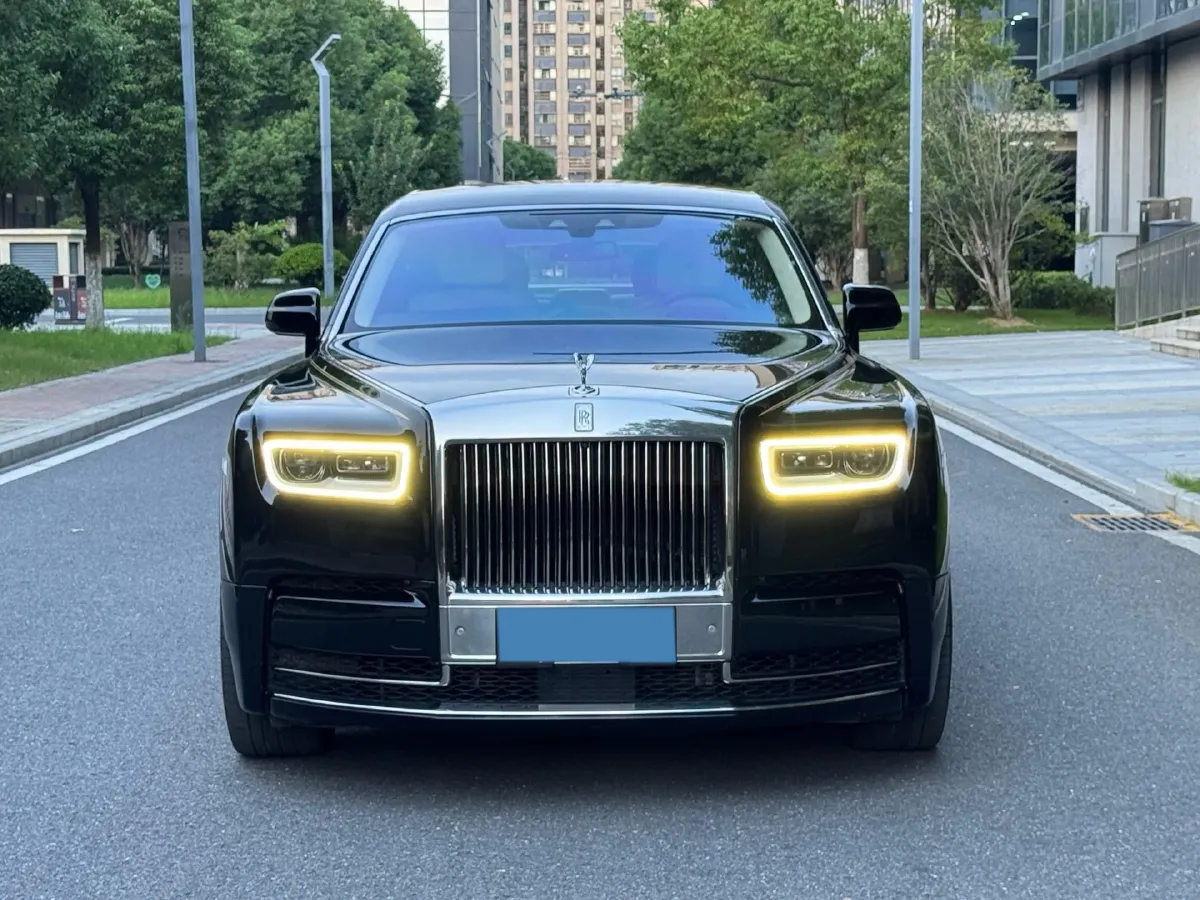 2018 Rolls-Royce Phantom 6.7T 571HP V12 8AT,autocango,china used car exporter,china ev exporter,chinese used car exporter,chinese used ev exporter