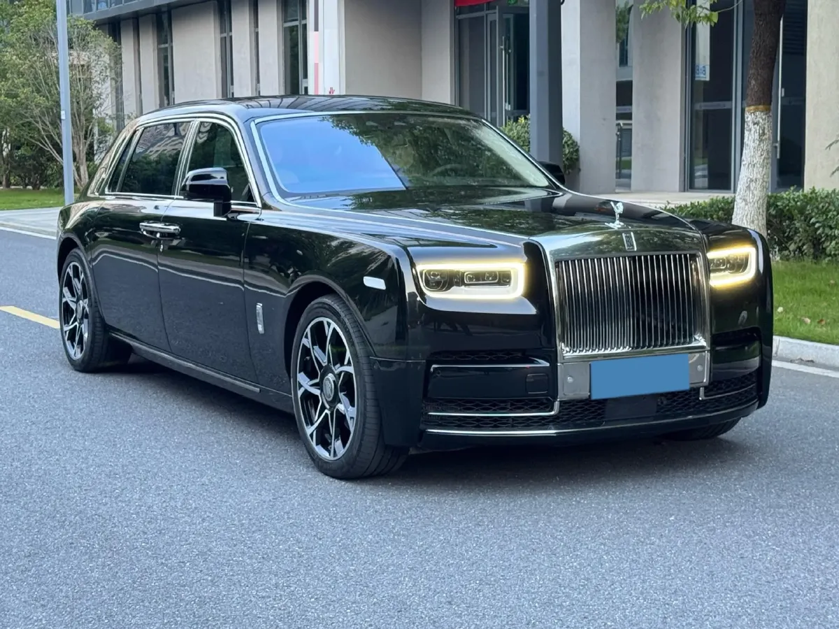 2018 Rolls-Royce Phantom 6.7T 571HP V12 8AT,autocango,china used car exporter,china ev exporter,chinese used car exporter,chinese used ev exporter