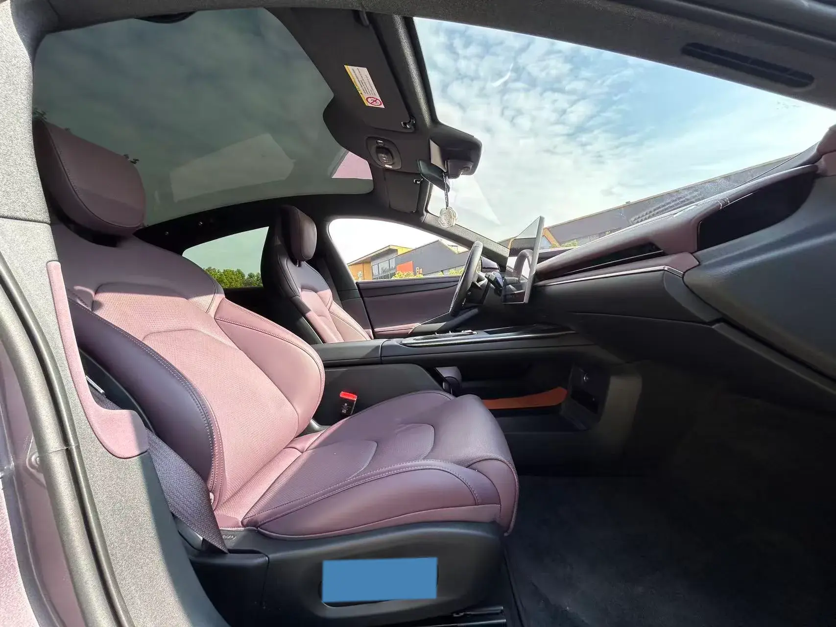 2024 MI SU7 thumbnail 4