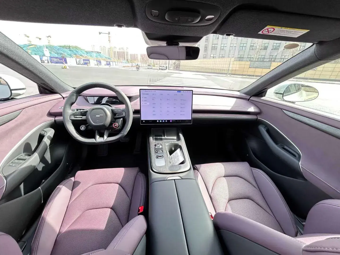 2024 MI SU7 thumbnail 2