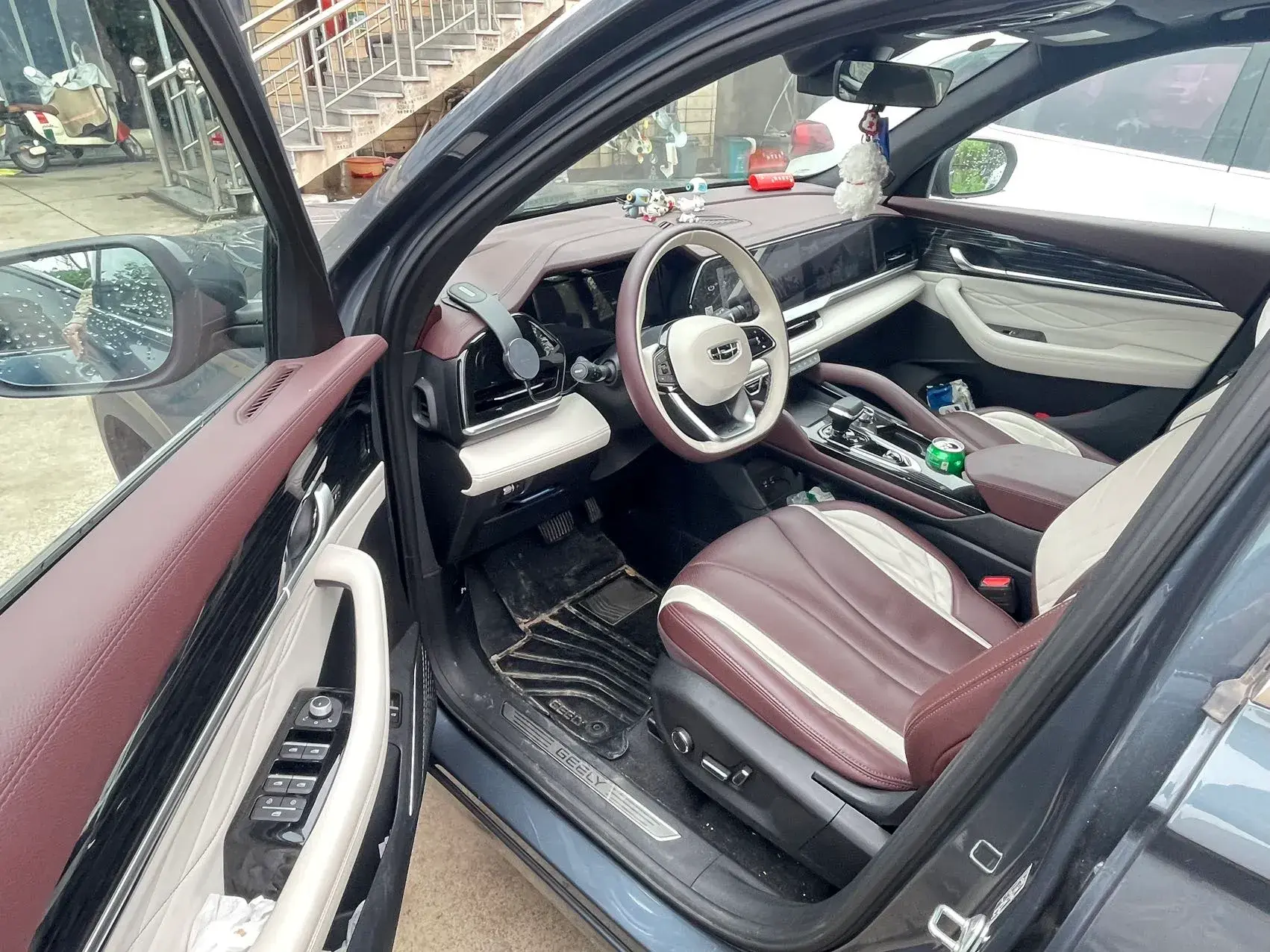 2021 GEELY MONJARO thumbnail 2