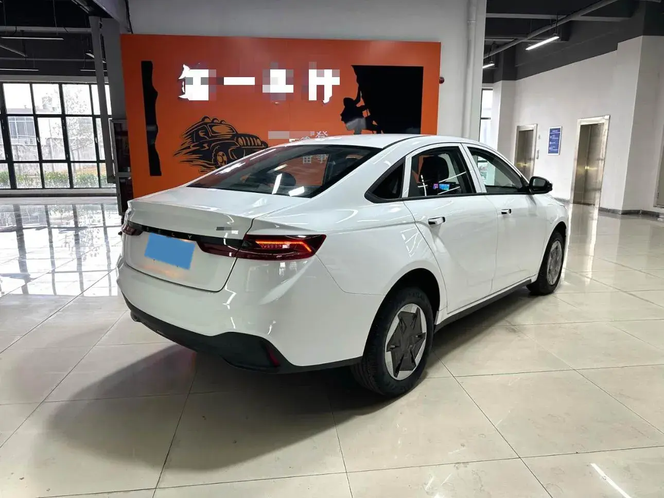 2024 GEOMETRY A thumbnail 3