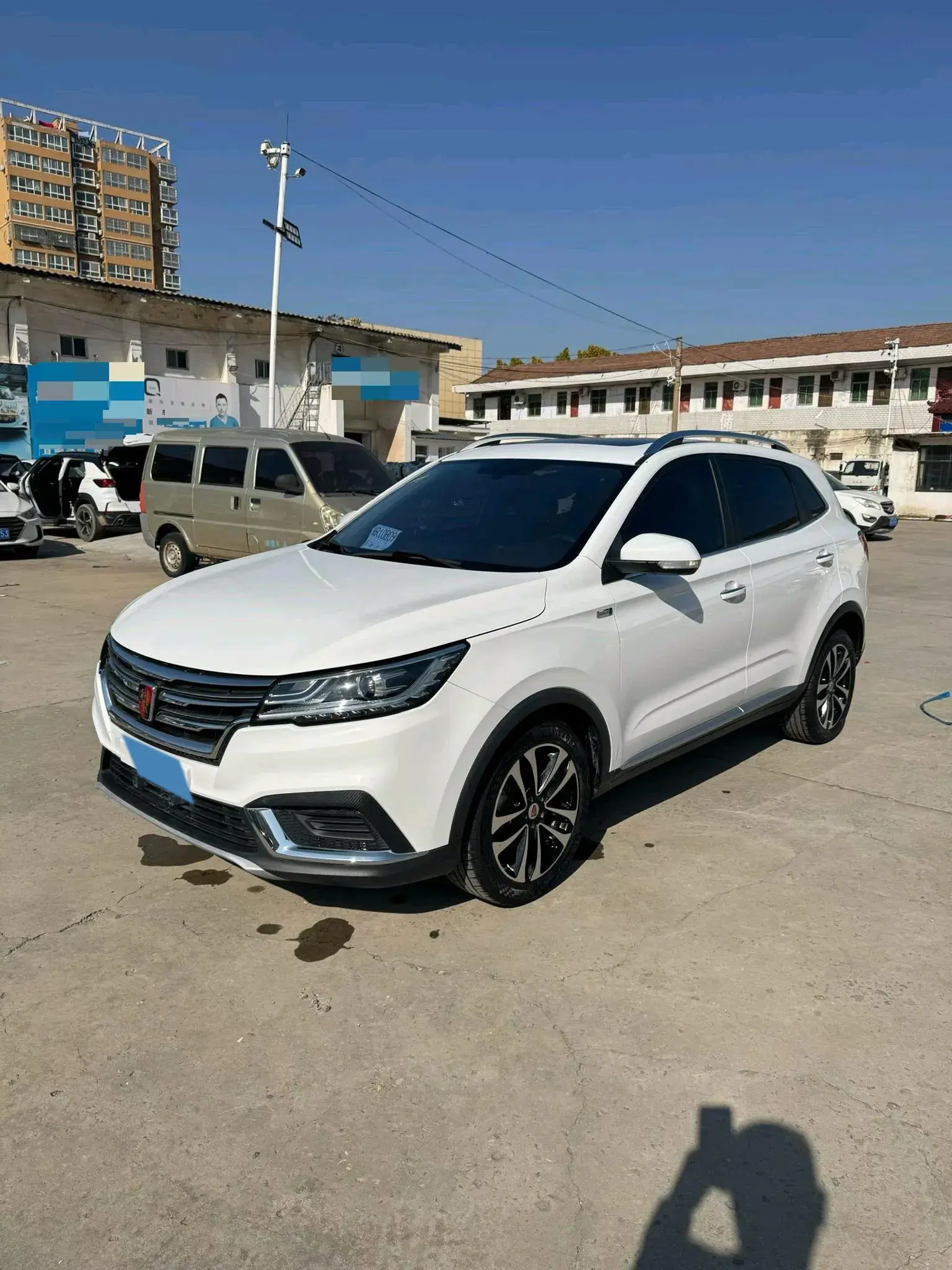 2018 ROEWE RX3 view 1