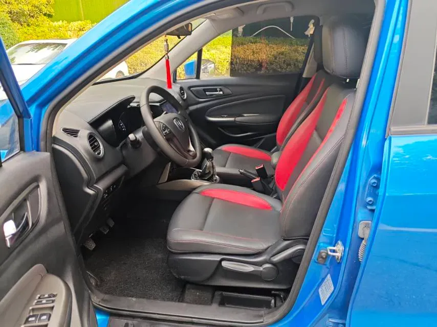 2016 ChangAn CS15 1.5L 107HP L4 5MT,autocango,china used car exporter,china ev exporter,chinese used car exporter,chinese used ev exporter