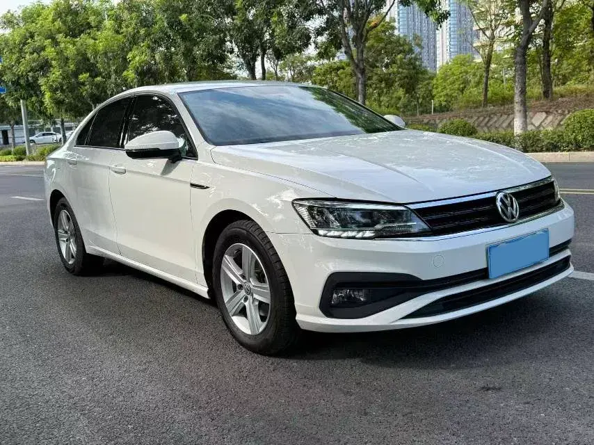 2019 VOLKSWAGEN LAMANDO thumbnail 3