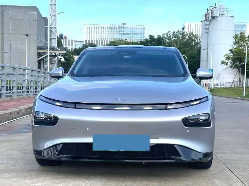 2020 XPENG P7 thumbnail 2
