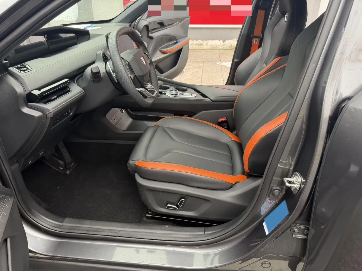 2023 ChangAn UNI-V 1.5T 188HP L4 7DCT,autocango,china used car exporter,china ev exporter,chinese used car exporter,chinese used ev exporter