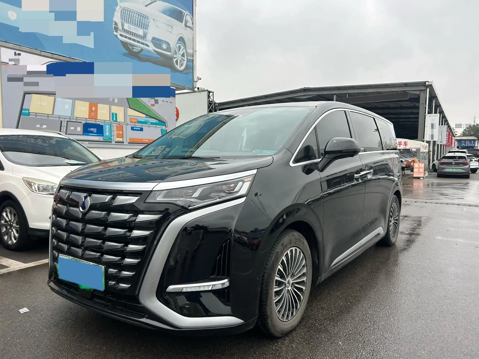 2022 DENZA D9 view 1