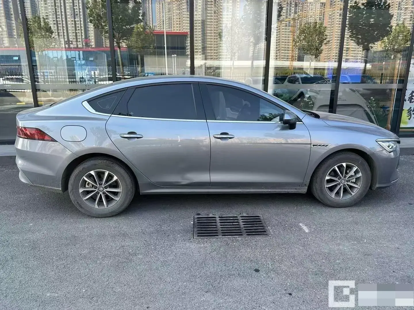 2024 BYD QIN thumbnail 4