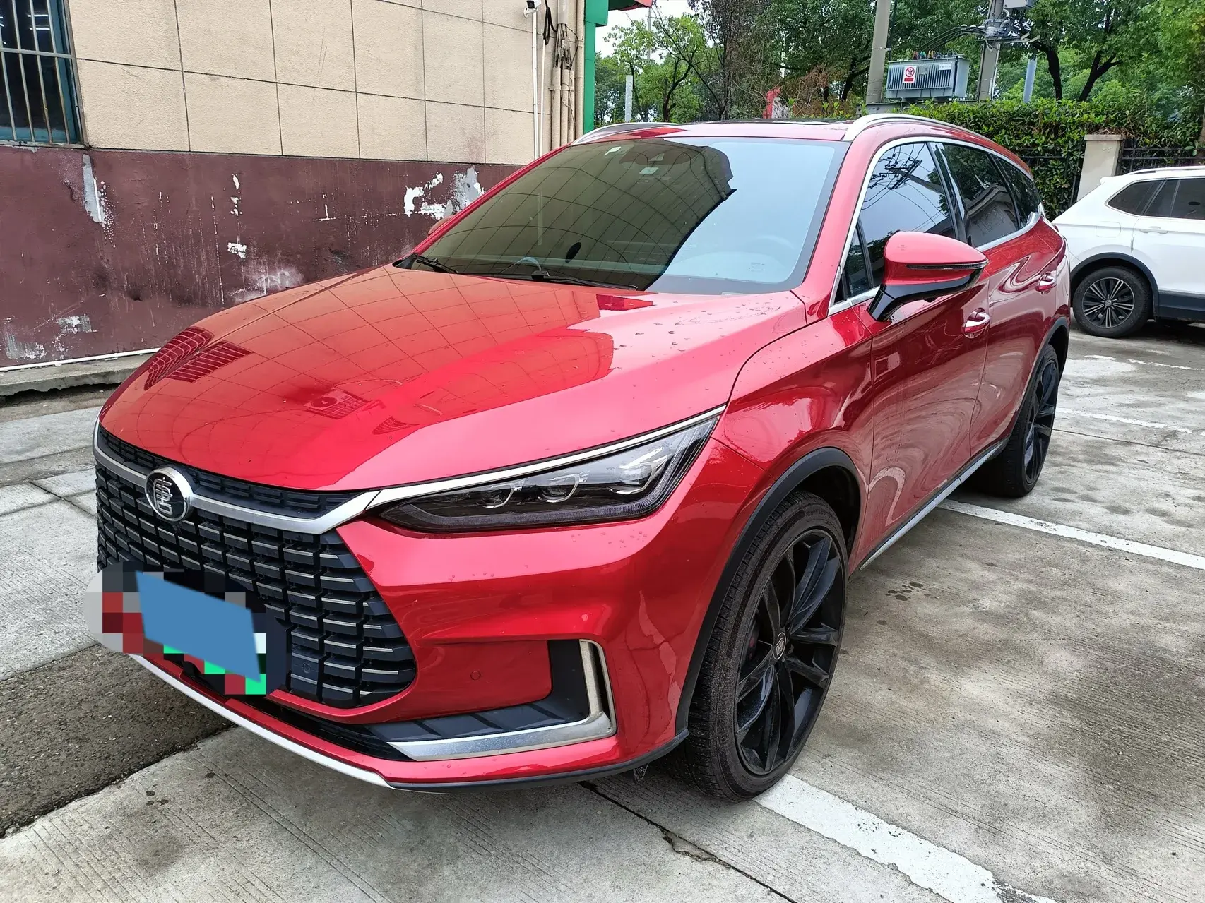 2021 BYD TANG view 1