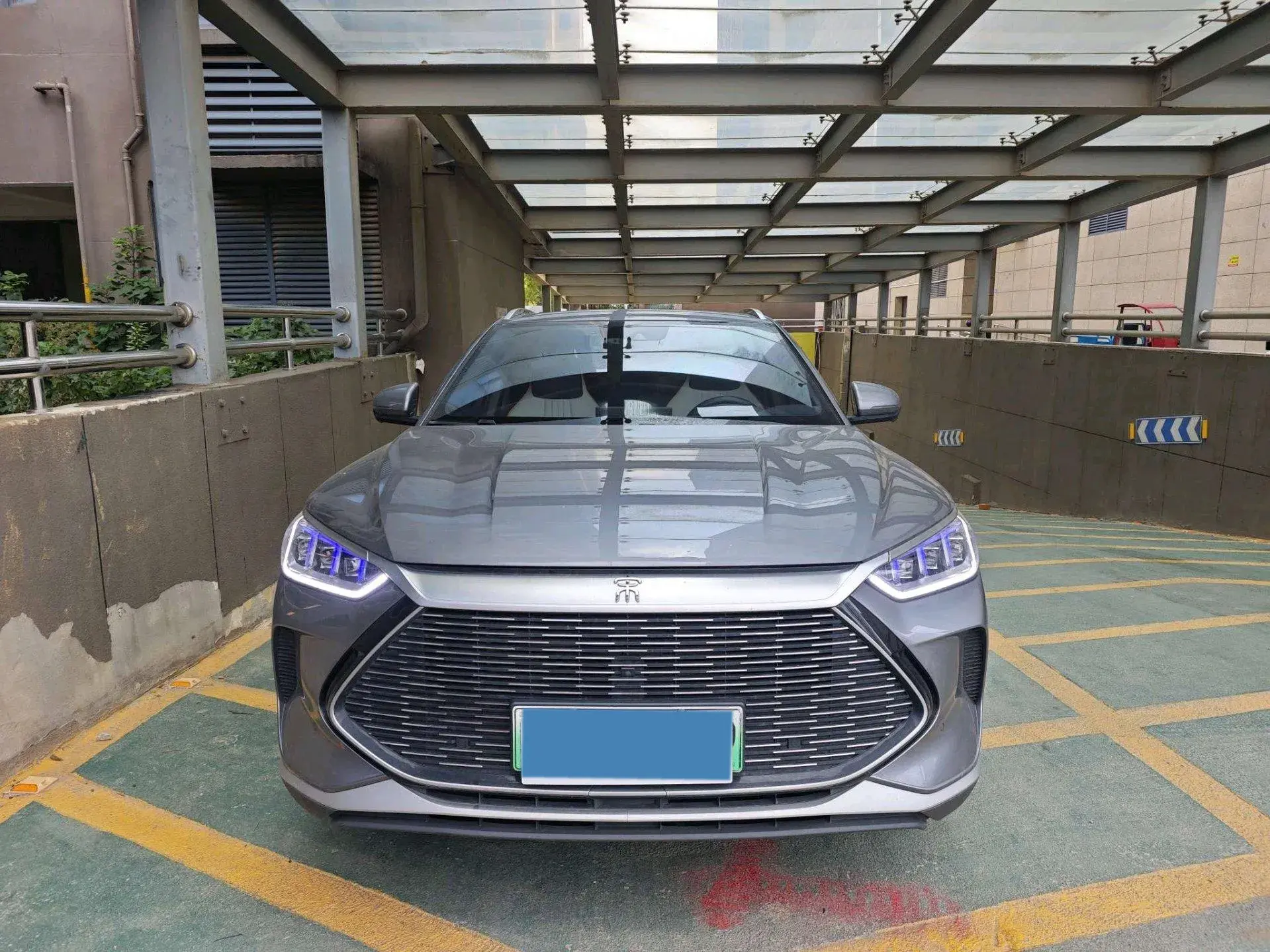 2022 BYD SONG thumbnail 2