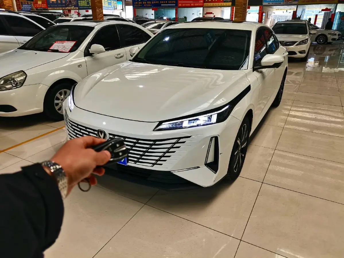 2024 ChangAn Eado 1.5T 170HP L4 7DCT