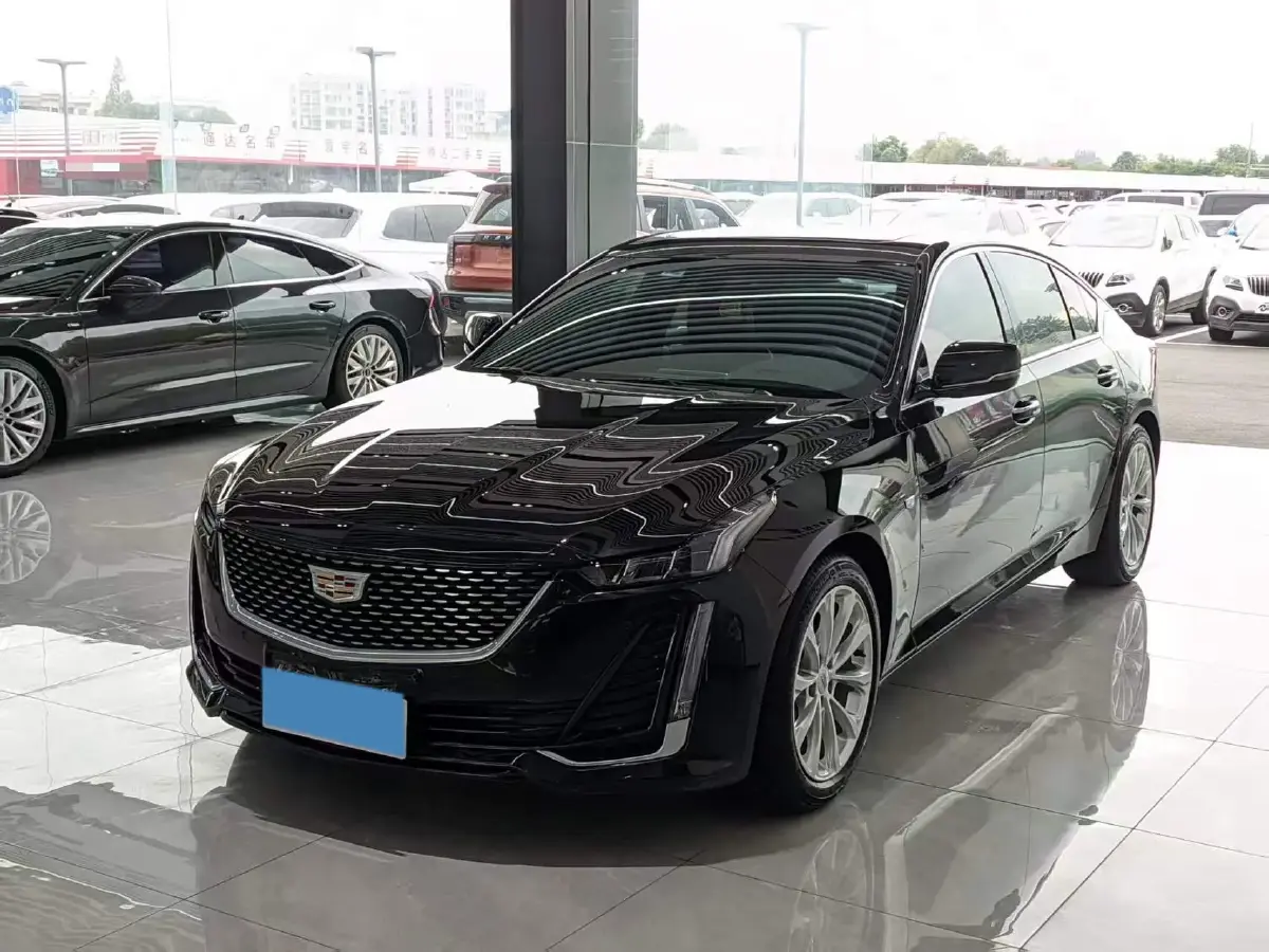 2022 Cadillac CT5 2.0T 237HP L4 10AT