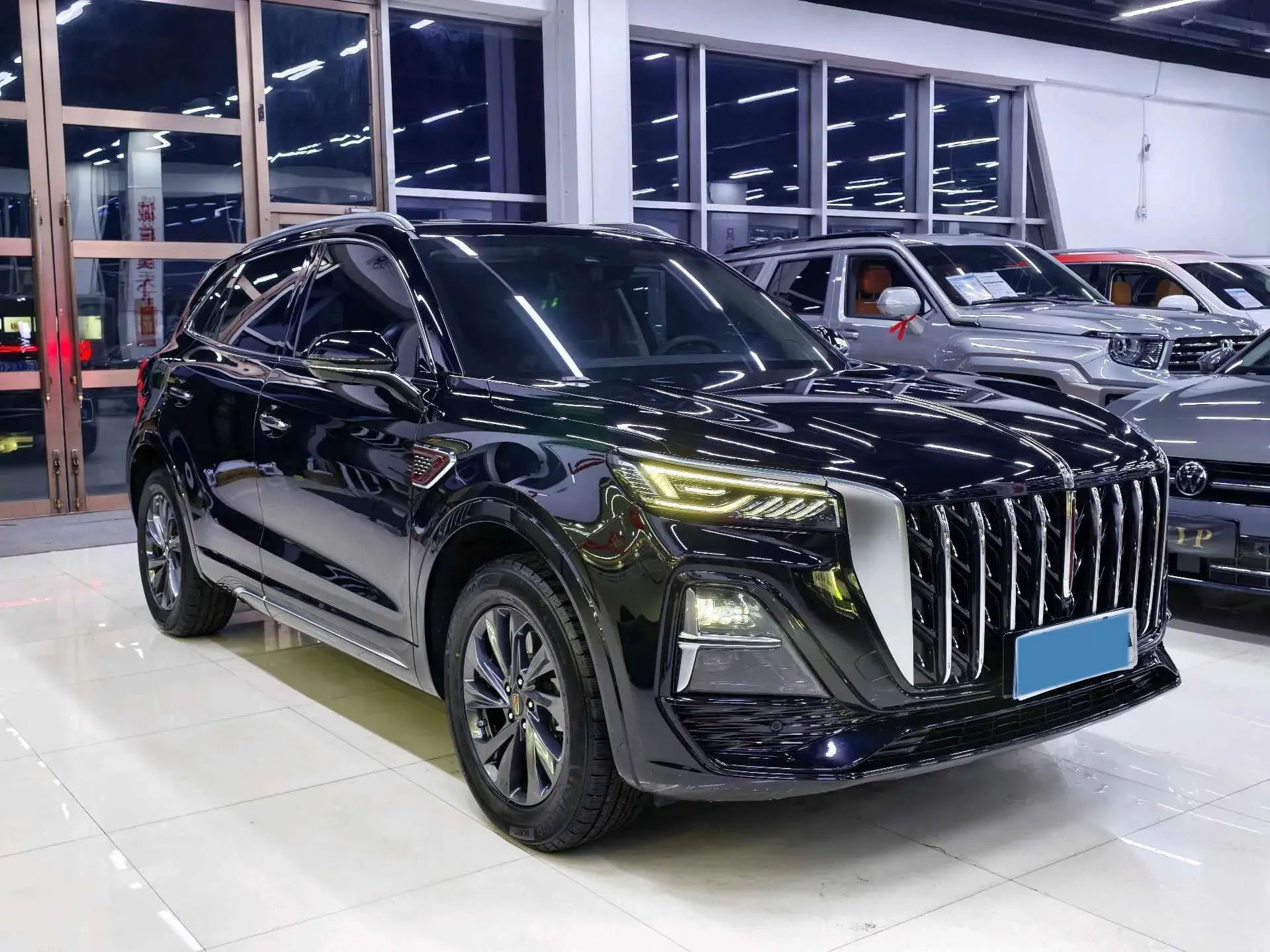 2023 HONGQI HS5 thumbnail 3