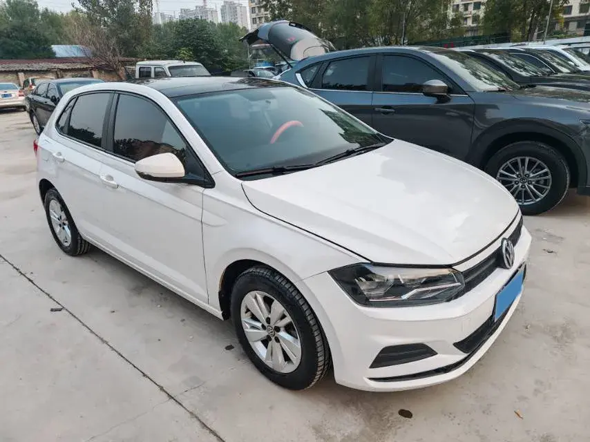 2019 VOLKSWAGEN POLO thumbnail 3